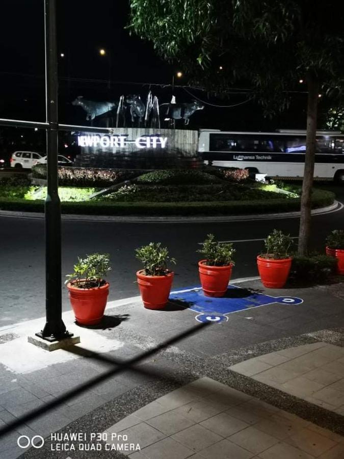 Staycation Condotel @150Newport Pasay City Manilla Buitenkant foto